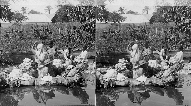 A Colombian Washing Day - Along the Magdalena River Near Barranquilla,
Columbia. S.A. Keystone-Mast Collection, UCR/California Museum of Photography,
University of California at Riverside. Impresión fotográfica 7,18 × 4,18 pulgadas. Registro 1996.0009.X96573.