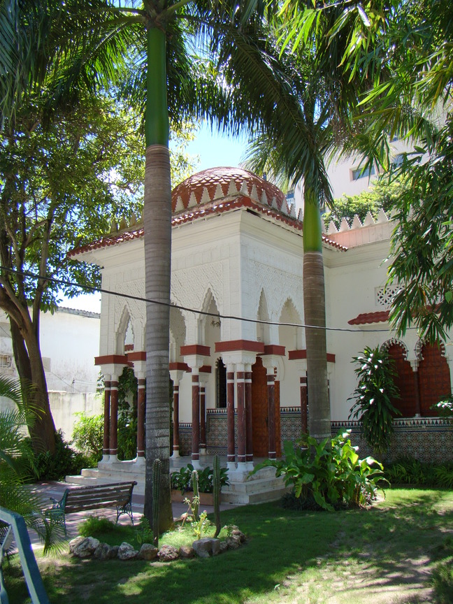 Casas historicistas del periodo de transición en el barrio El Prado en Barranquilla, Colombia