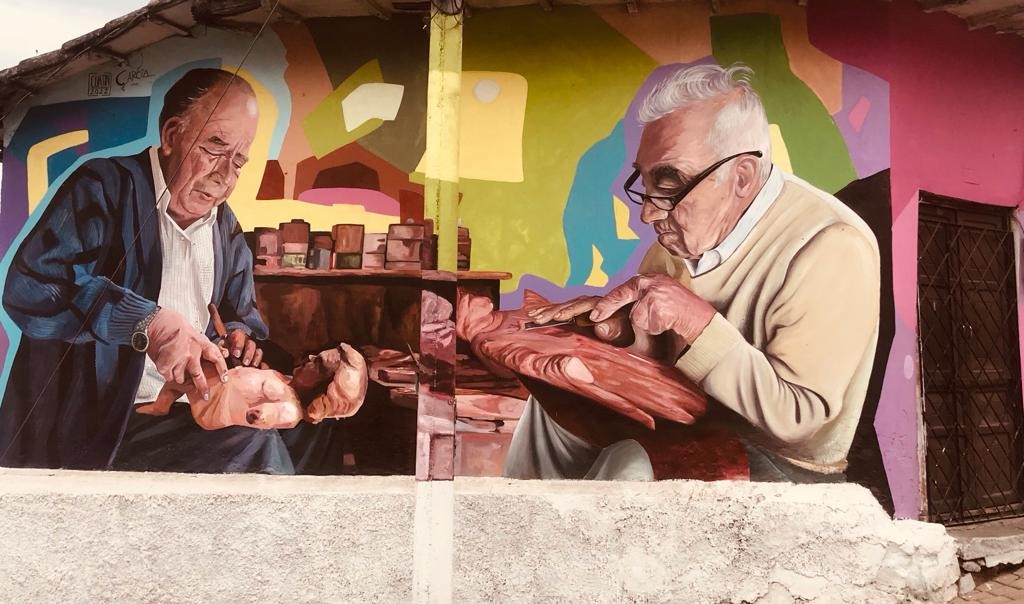 Mural de artesanos de San Antonio de Ibarra
