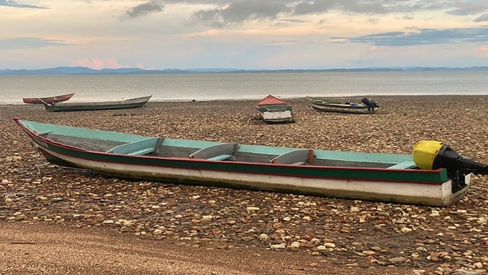  Tipos
de embarcaciones de los pescadores de Río Congo