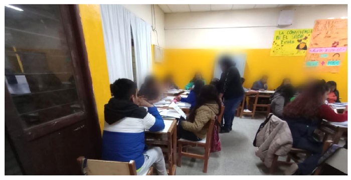 
Debates en torno
a las adivinanzas coordinados por el docente intercultural bilingüe a cargo
