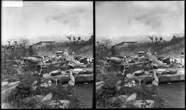 Wash
Day. Cuba. Keystone-Mast Collection, UCR/California Museum of Photography,
University of California at Riverside. Impresión fotográfica 7,18 × 4,18 pulgadas. Registro 1996.0009.X45938.
