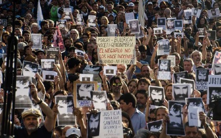 Fotografía de la marcha en Buenos Aires por la desaparición de Santiago
Maldonado, 2017.