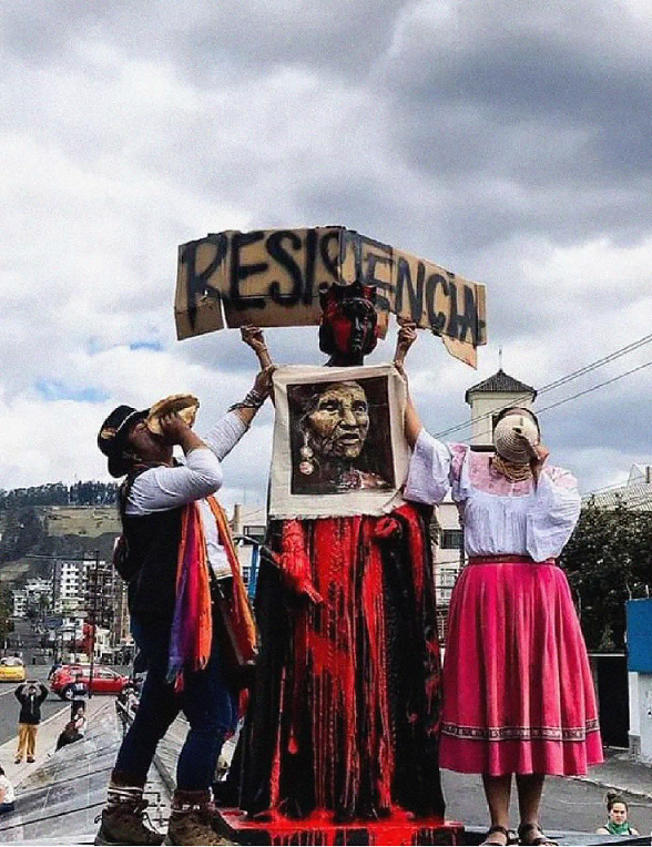 David Díaz Arcos en Crisis en Ecuador: ¿qué hay detrás de la foto más emblemática de las protestas indígenas? (y por qué las mujeres son clave en este movimiento.