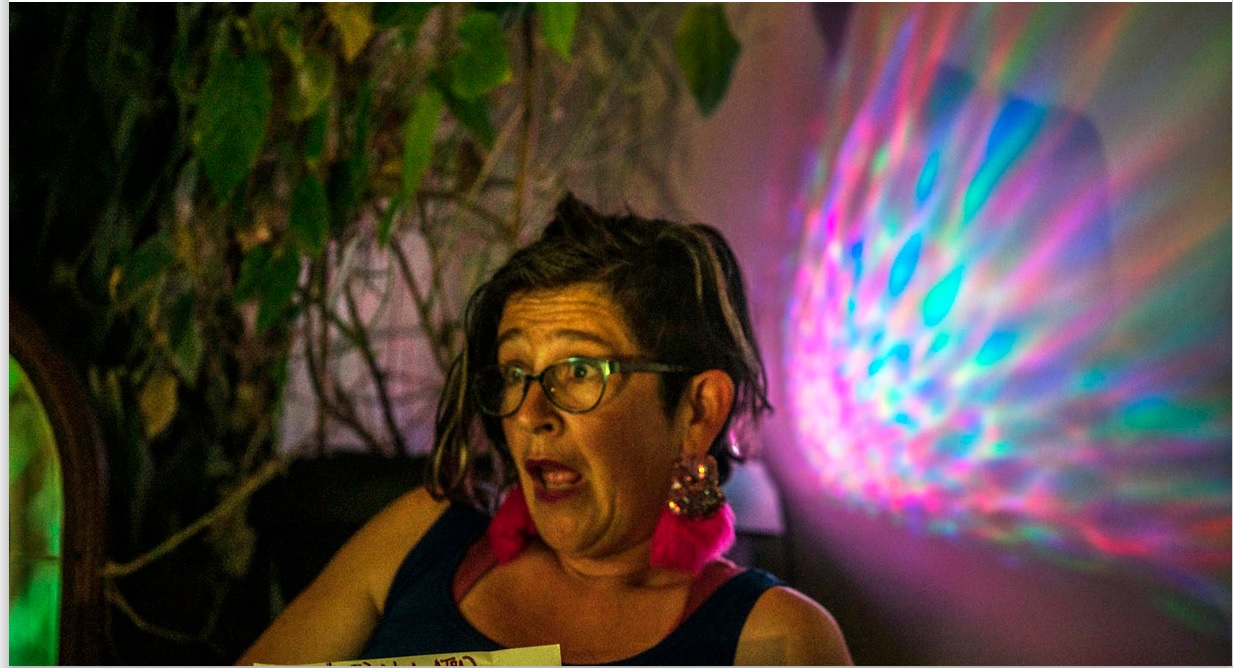  Carta a la sirena. Las Extraterrestres: lectura performativa, ConVersalon, 

Toronto, 2019
