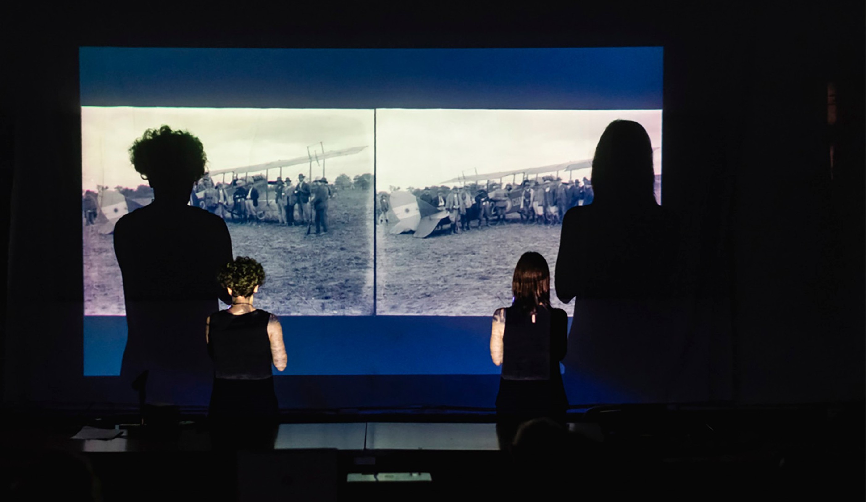 Conferencia perform&aacute;tica La resistencia de las piedras, Alejandra Reyero y Maia Navas. 

Festival Cataliza,
Ciudad de Resistencia (Chaco, Argentina), 29 de octubre de 2023